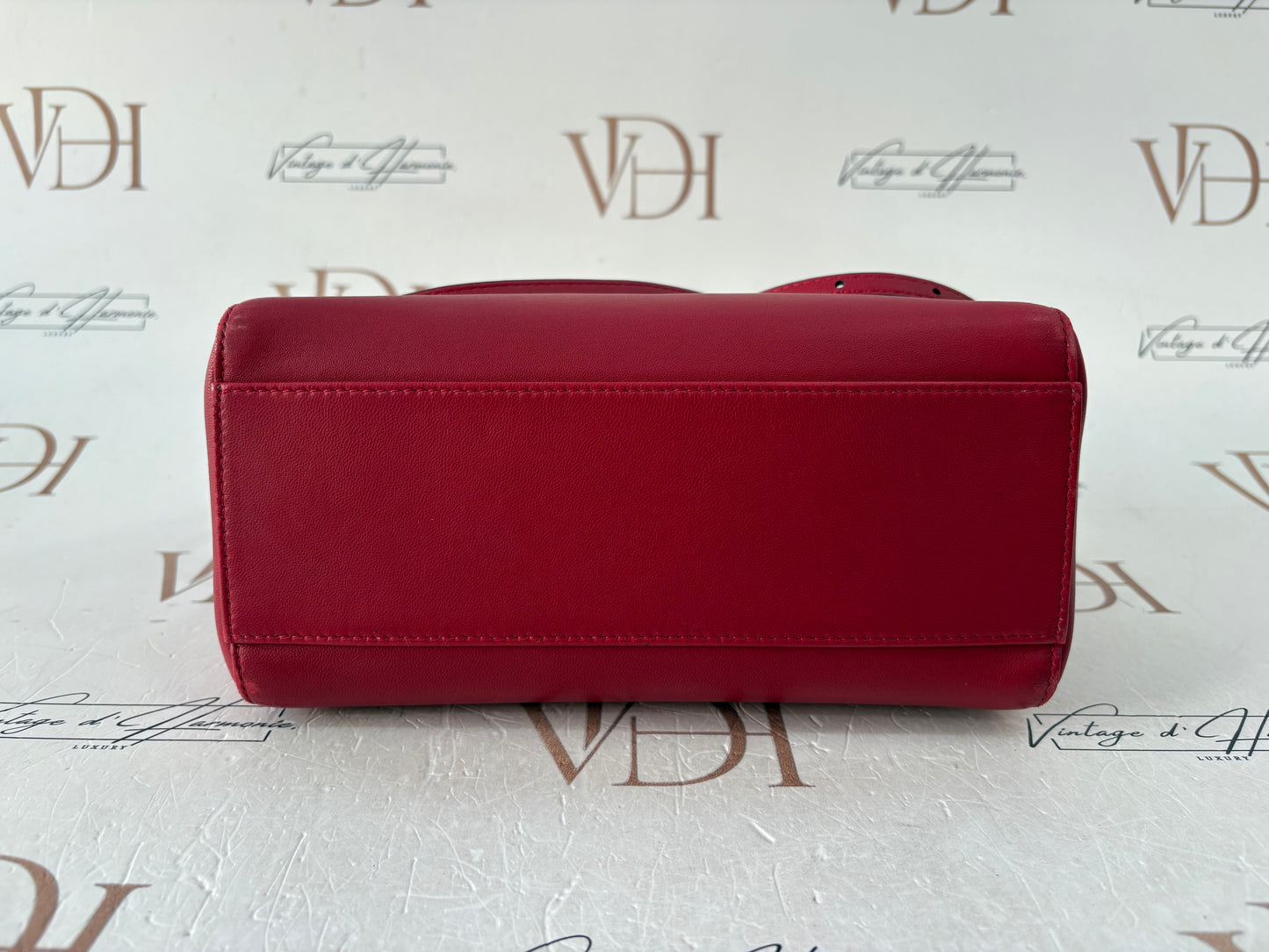 383481 - Fendi Peekabo
