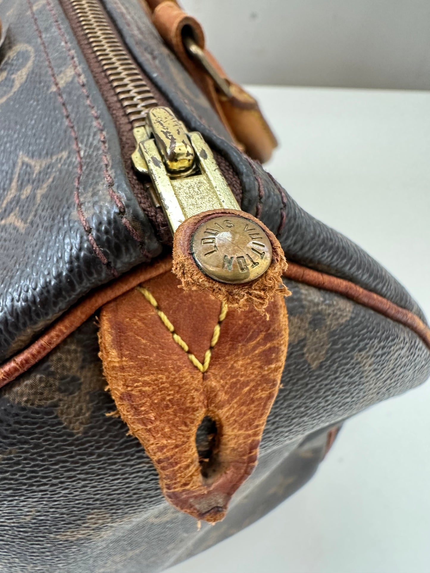 Louis Vuitton Speedy 30