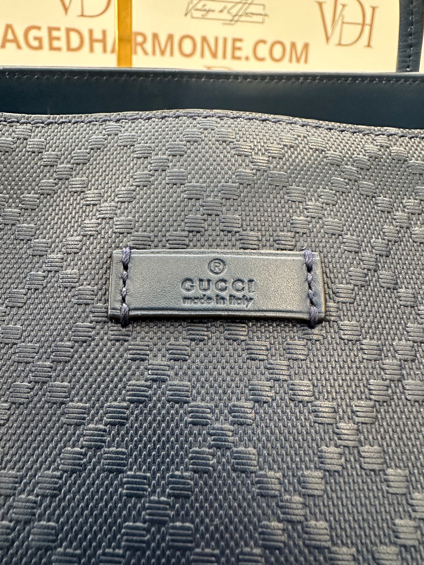 382503 - Gucci Blu