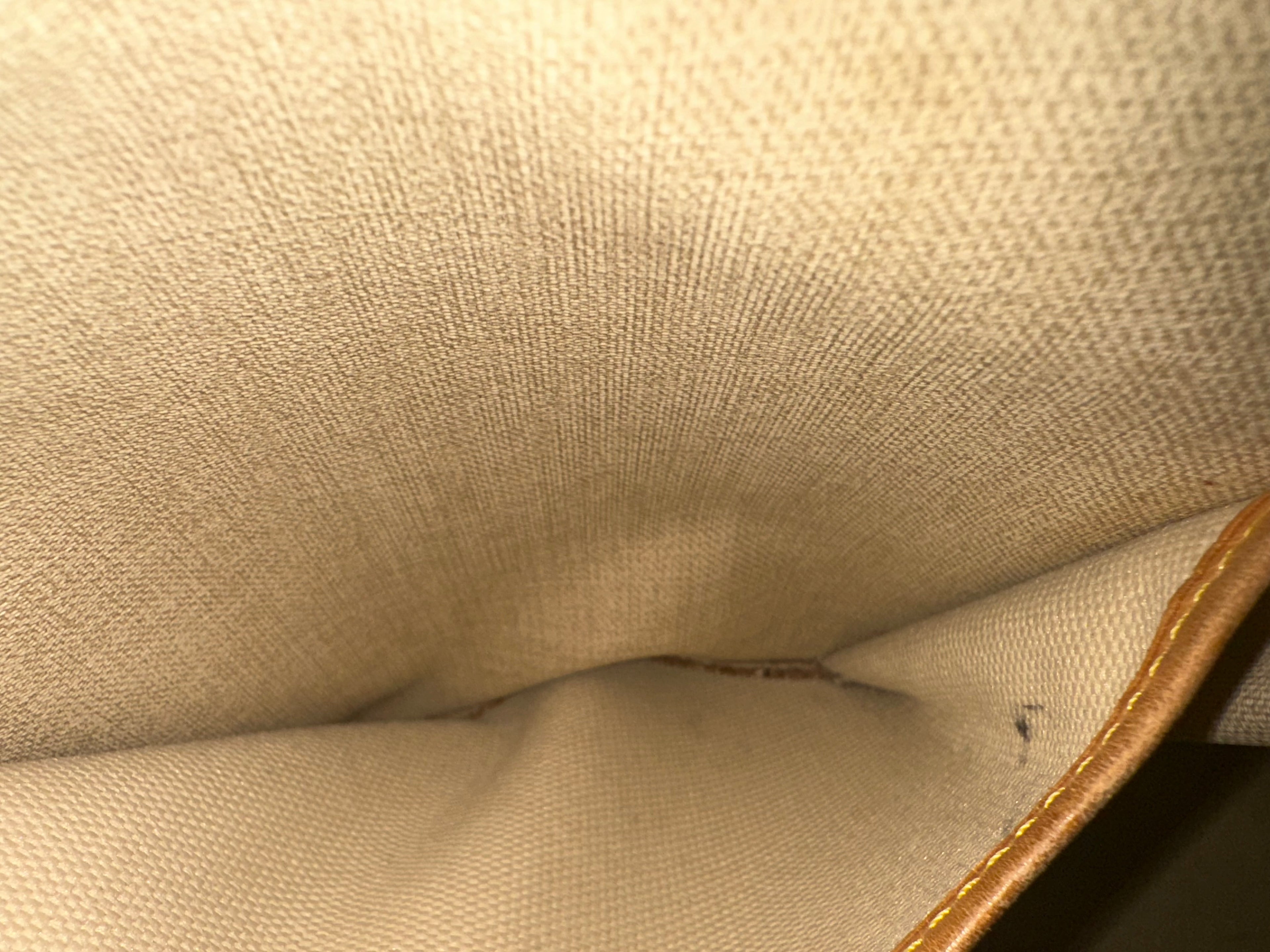 Louis Vuitton Deauville