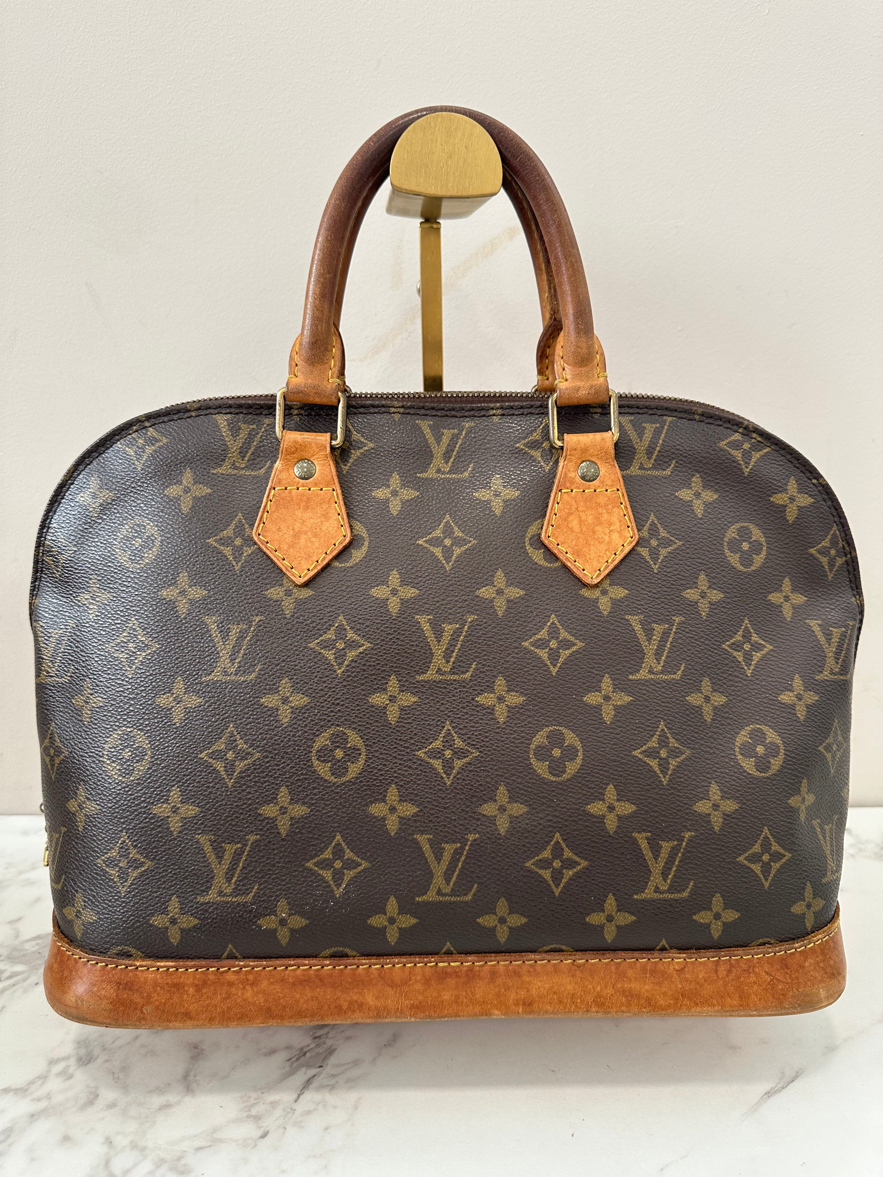Louis Vuitton Alma