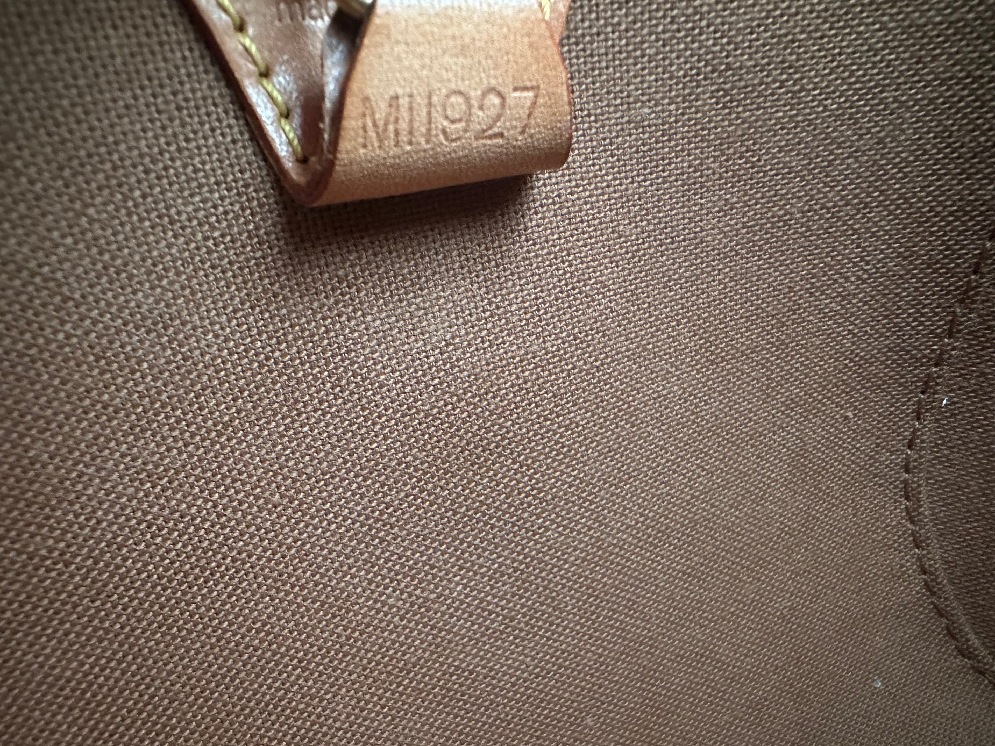 Louis Vuitton Ellipse PM