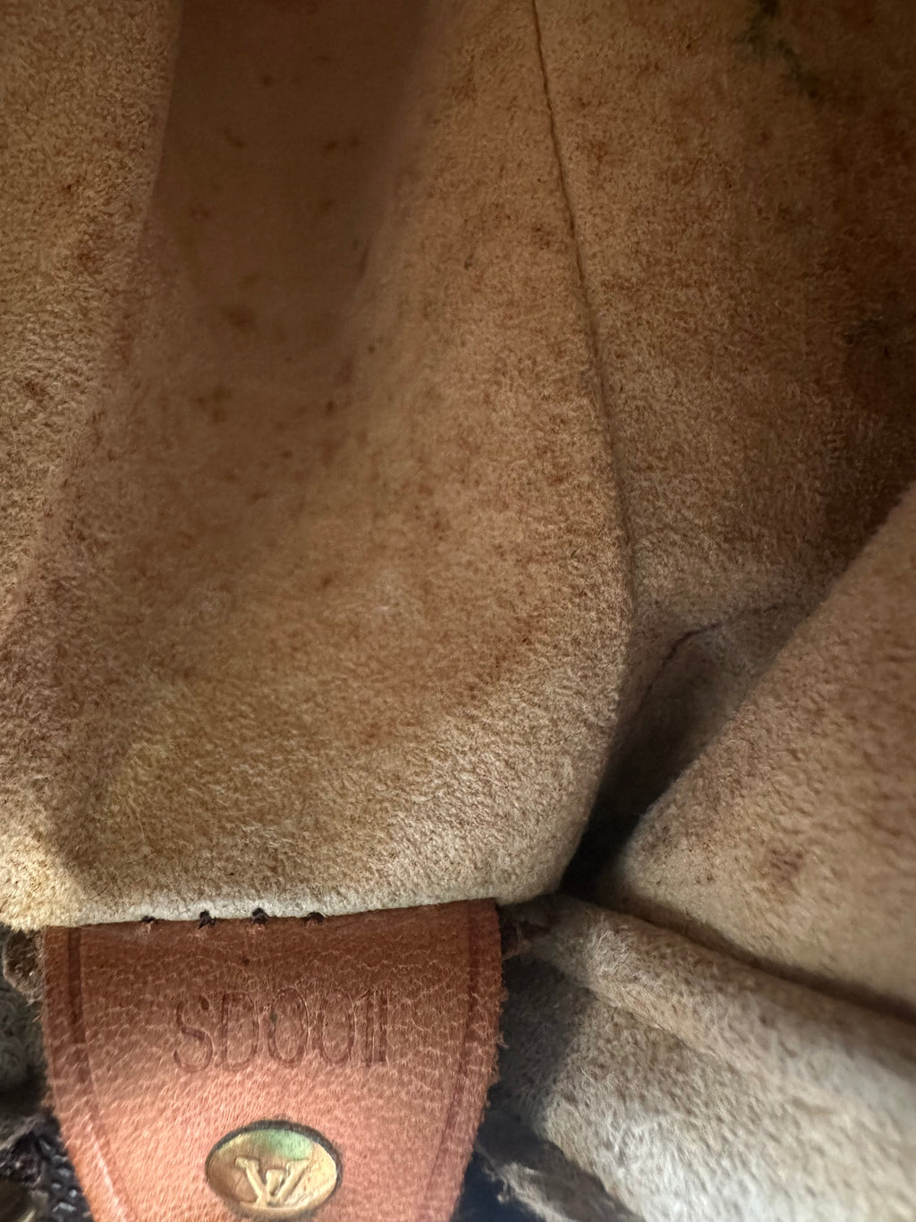 Louis Vuitton Looping GM