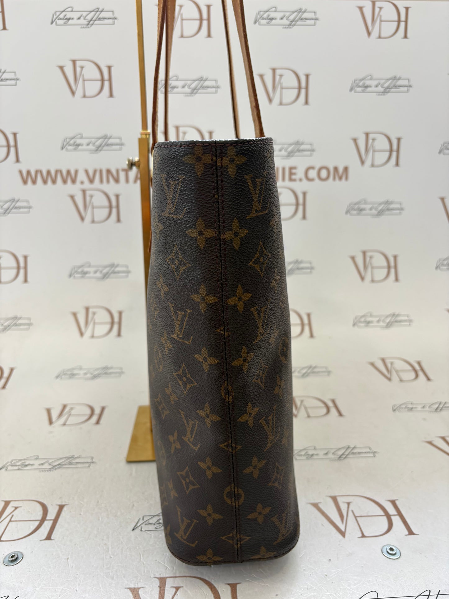 018259 - Louis Vuitton Luco