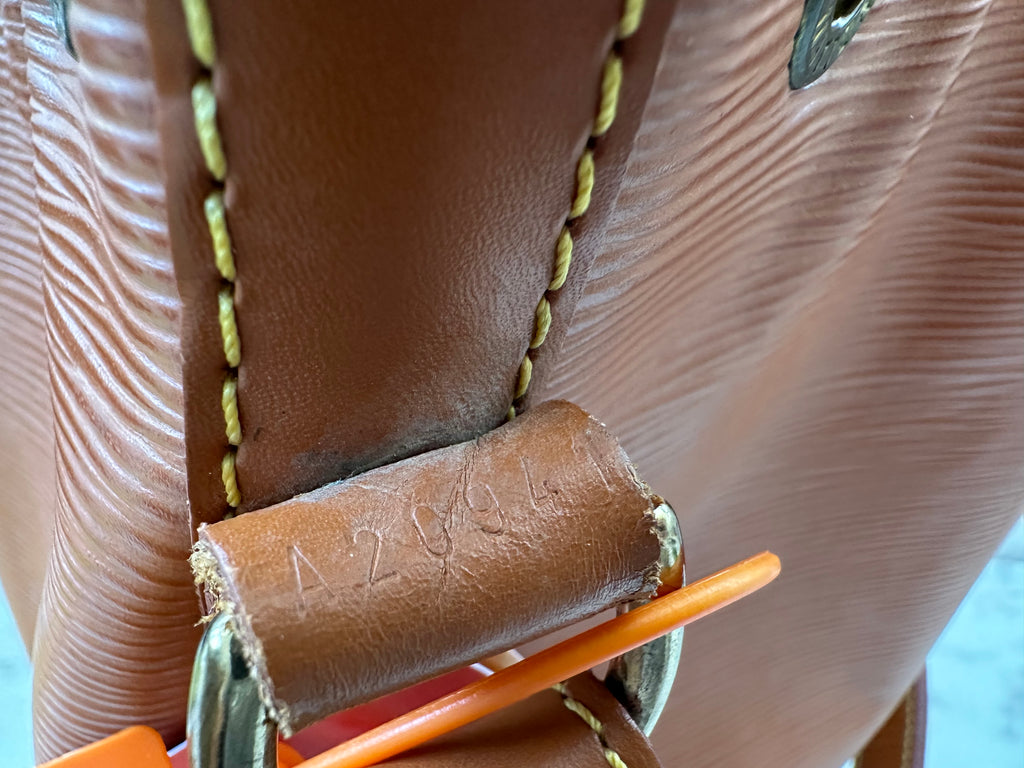 Louis Vuitton Noé Epi Brown