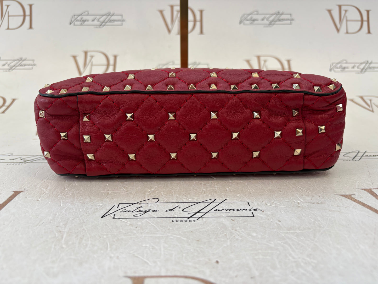 201122 - Valentino Rockstud Spike