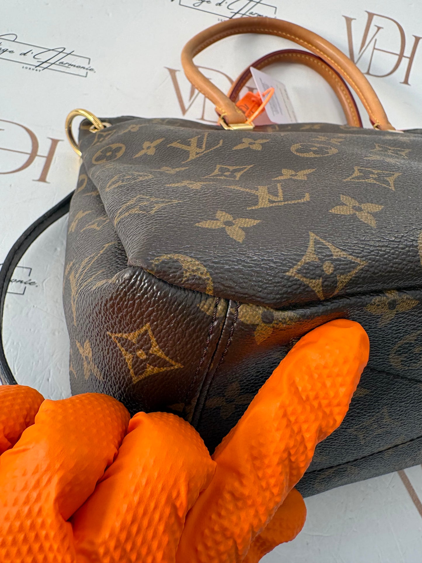 383313 - Louis Vuitton Pallas