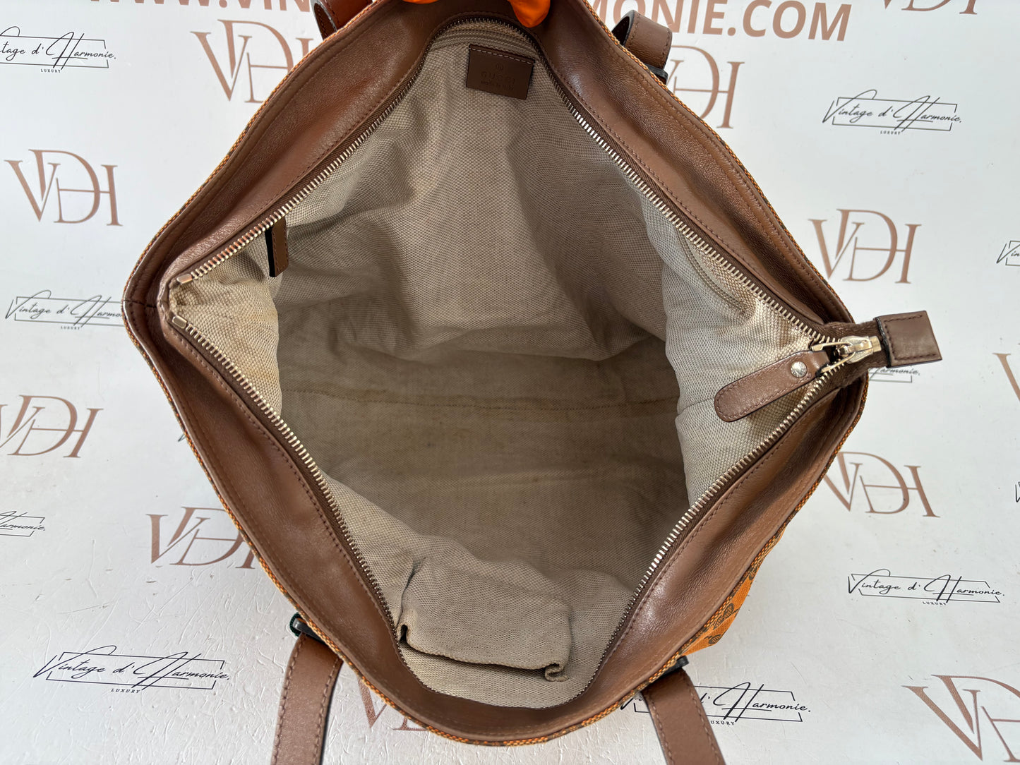 201723 - Gucci Orange