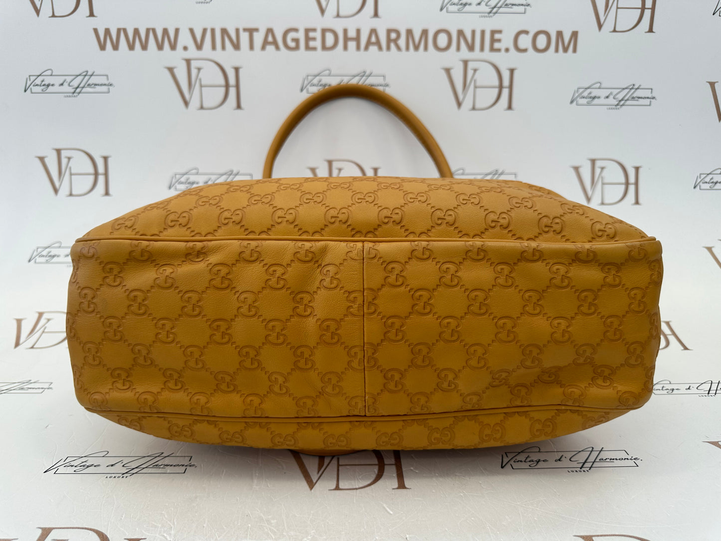 382479 - Gucci Sukey