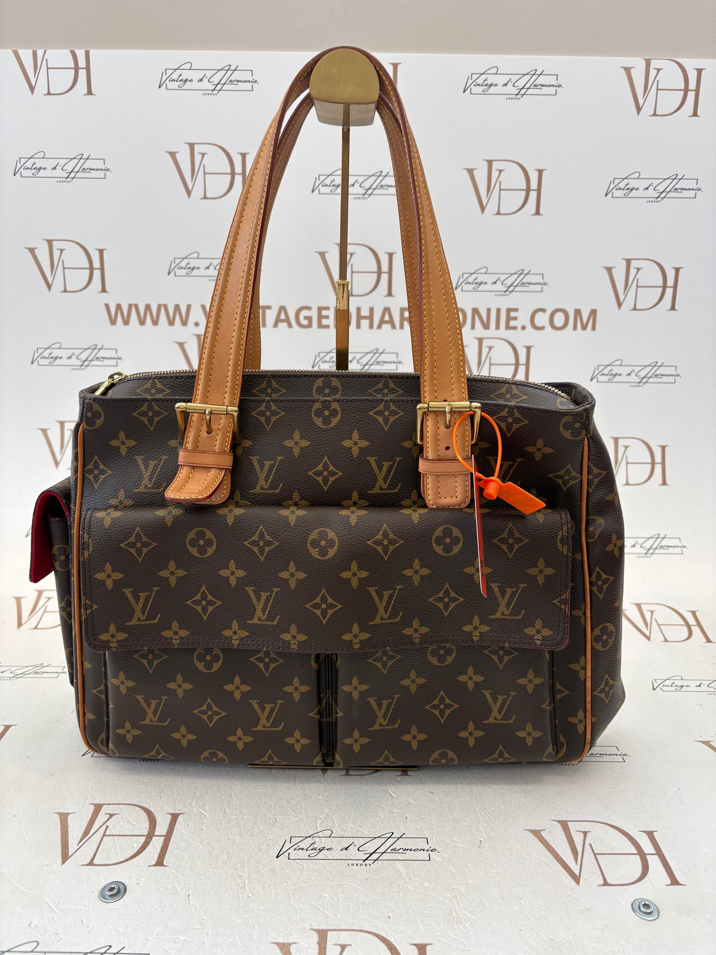 018579 - Louis Vuitton Multipli Cite