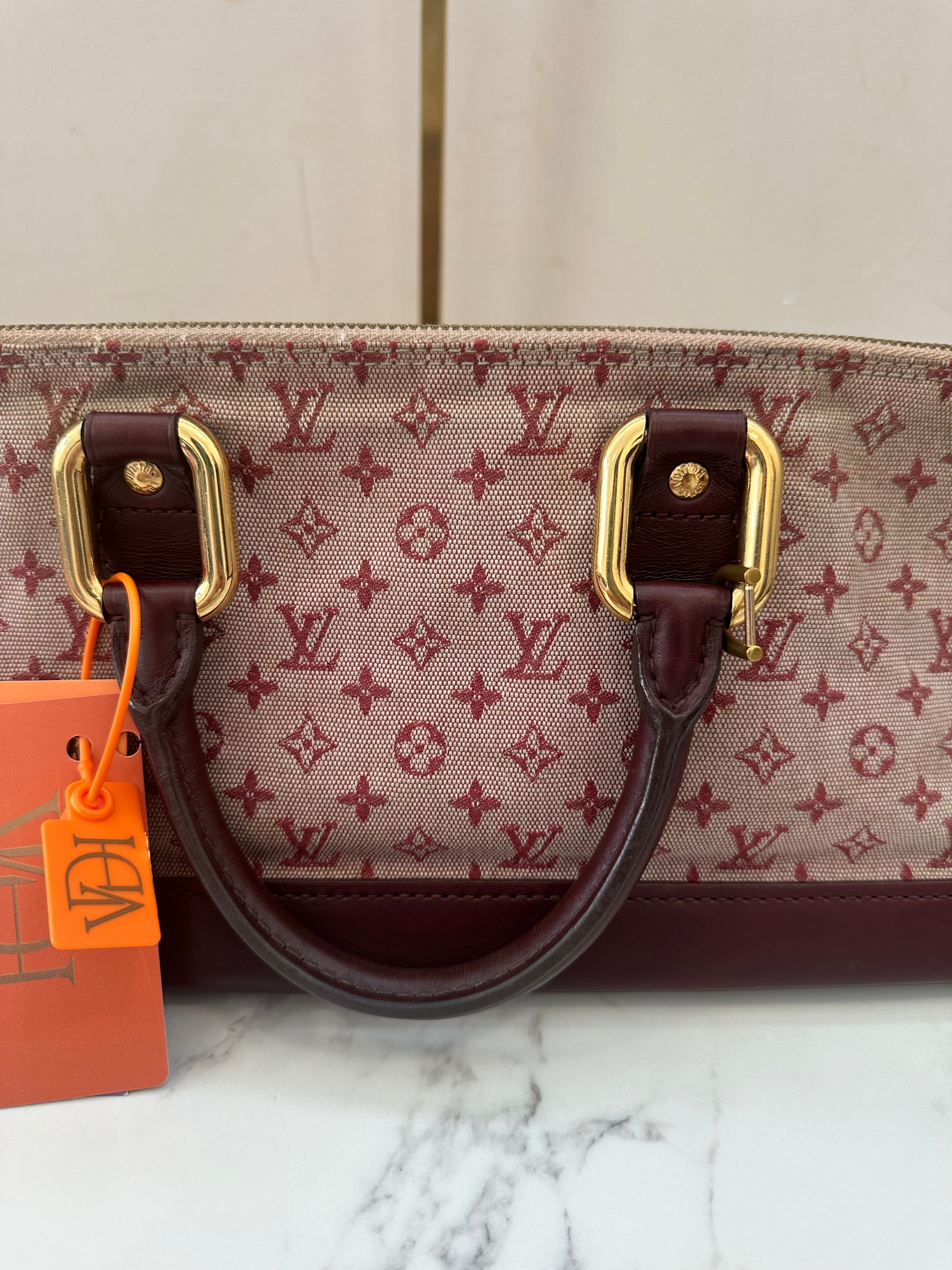 Louis Vuitton Alma Long