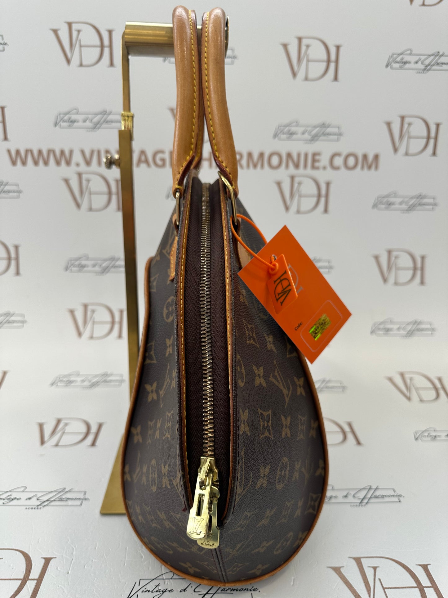 017782 - Louis Vuitton Ellipse MM