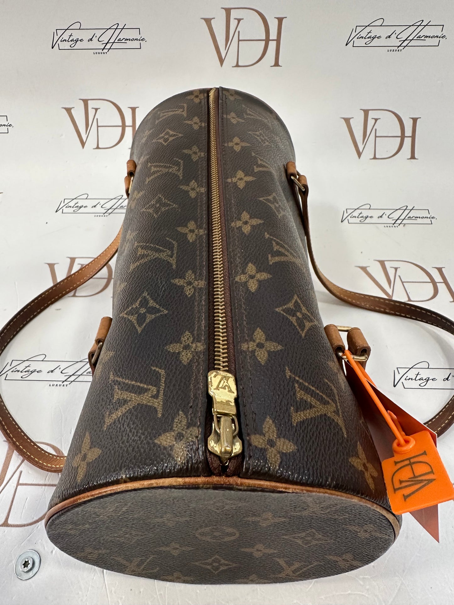 017810 - Louis Vuitton Papillon 30