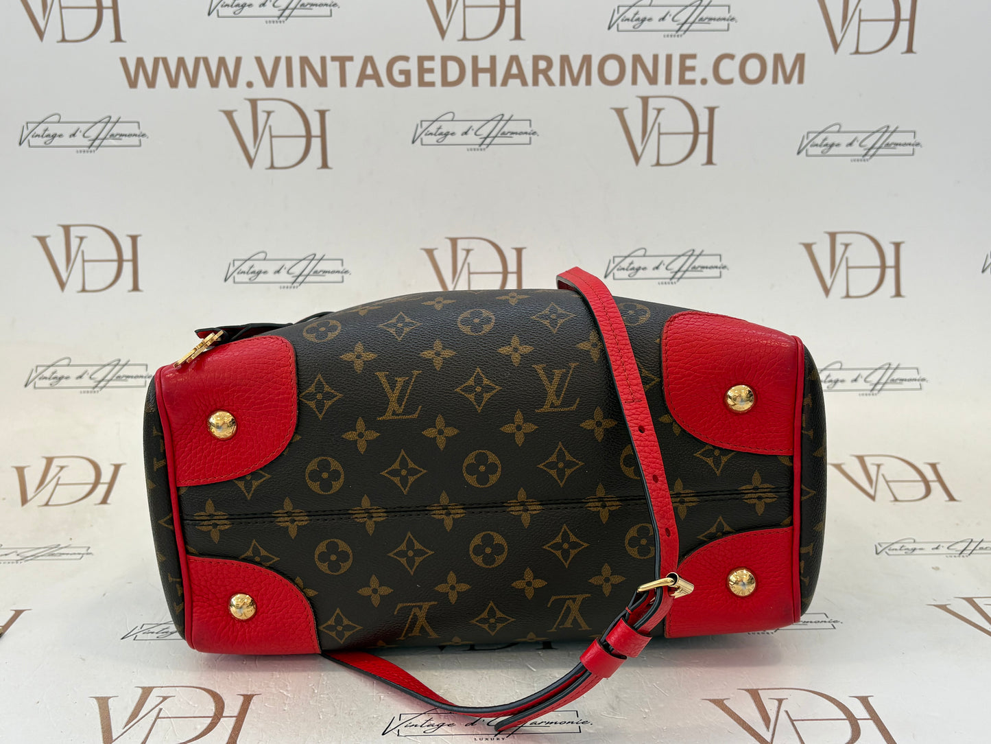 017201 - Louis Vuitton Retiro PM