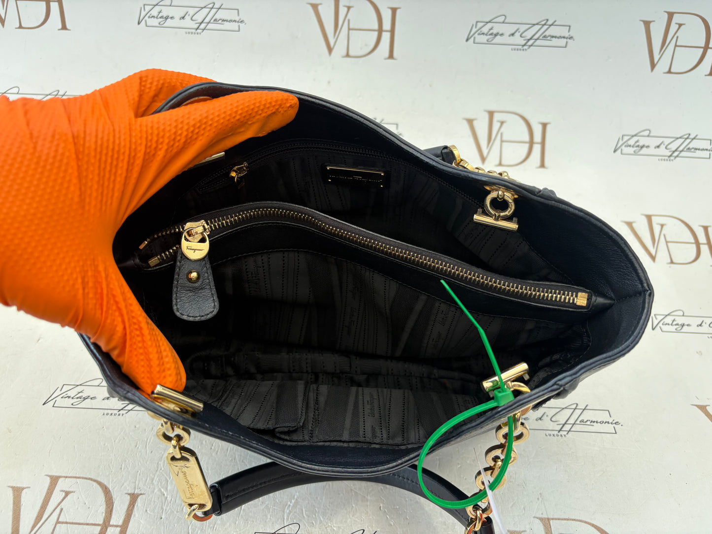 017240 - Salvatore Ferragamo