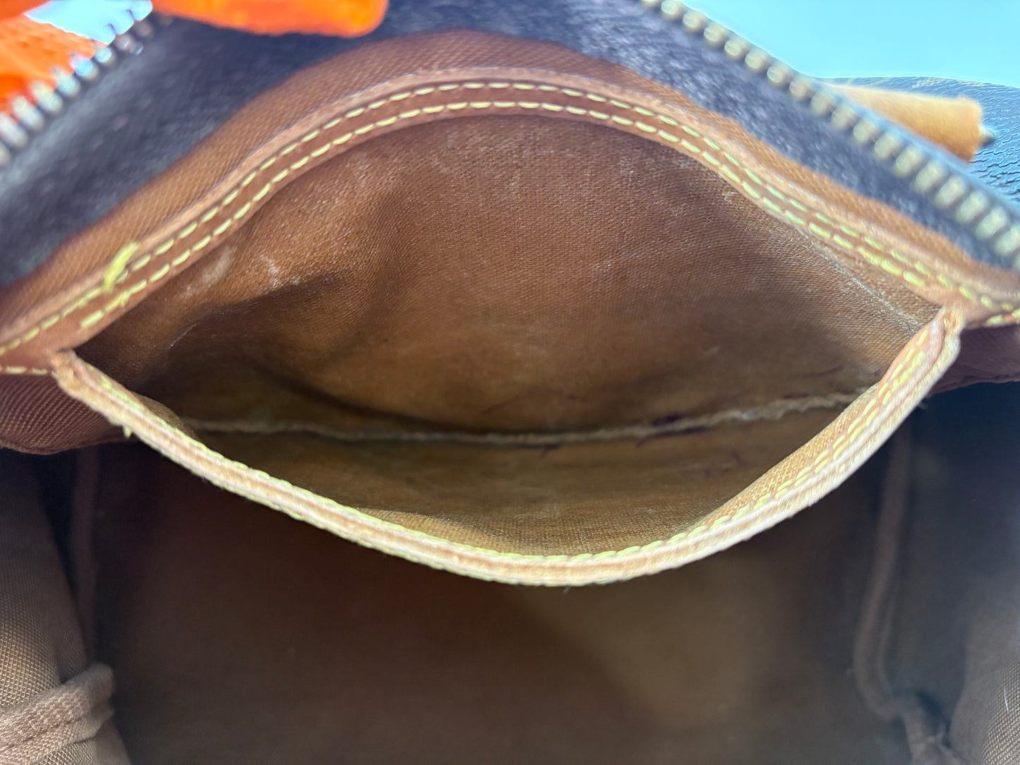017738 - Louis Vuitton Speedy 25