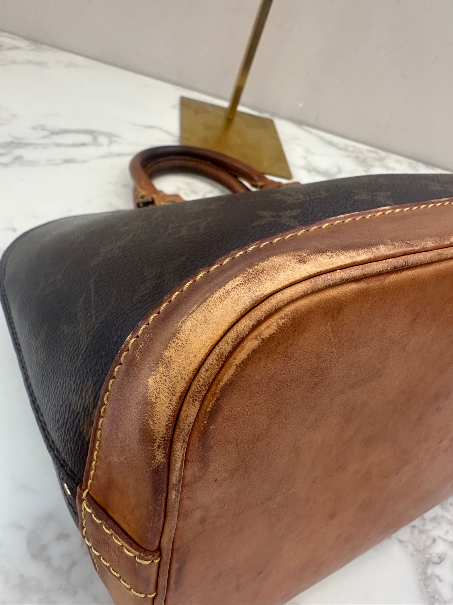 Louis Vuitton Alma
