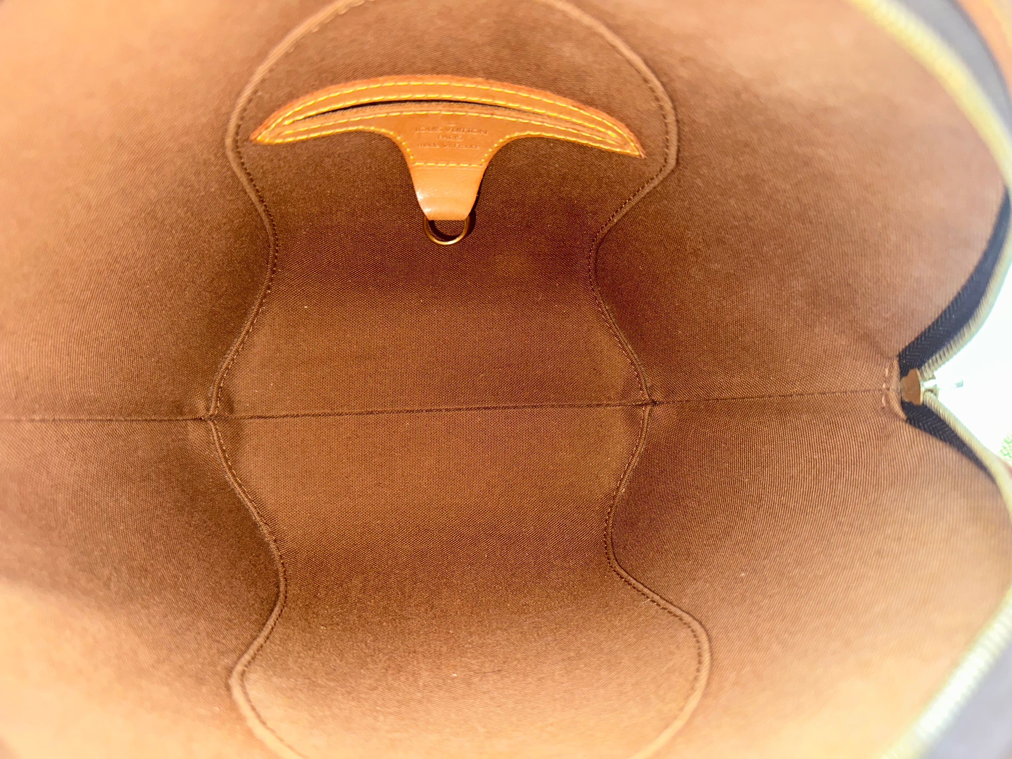 Louis Vuitton Ellipse PM