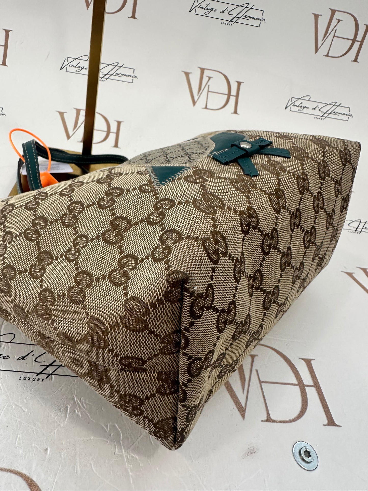 102320 - Gucci Bag
