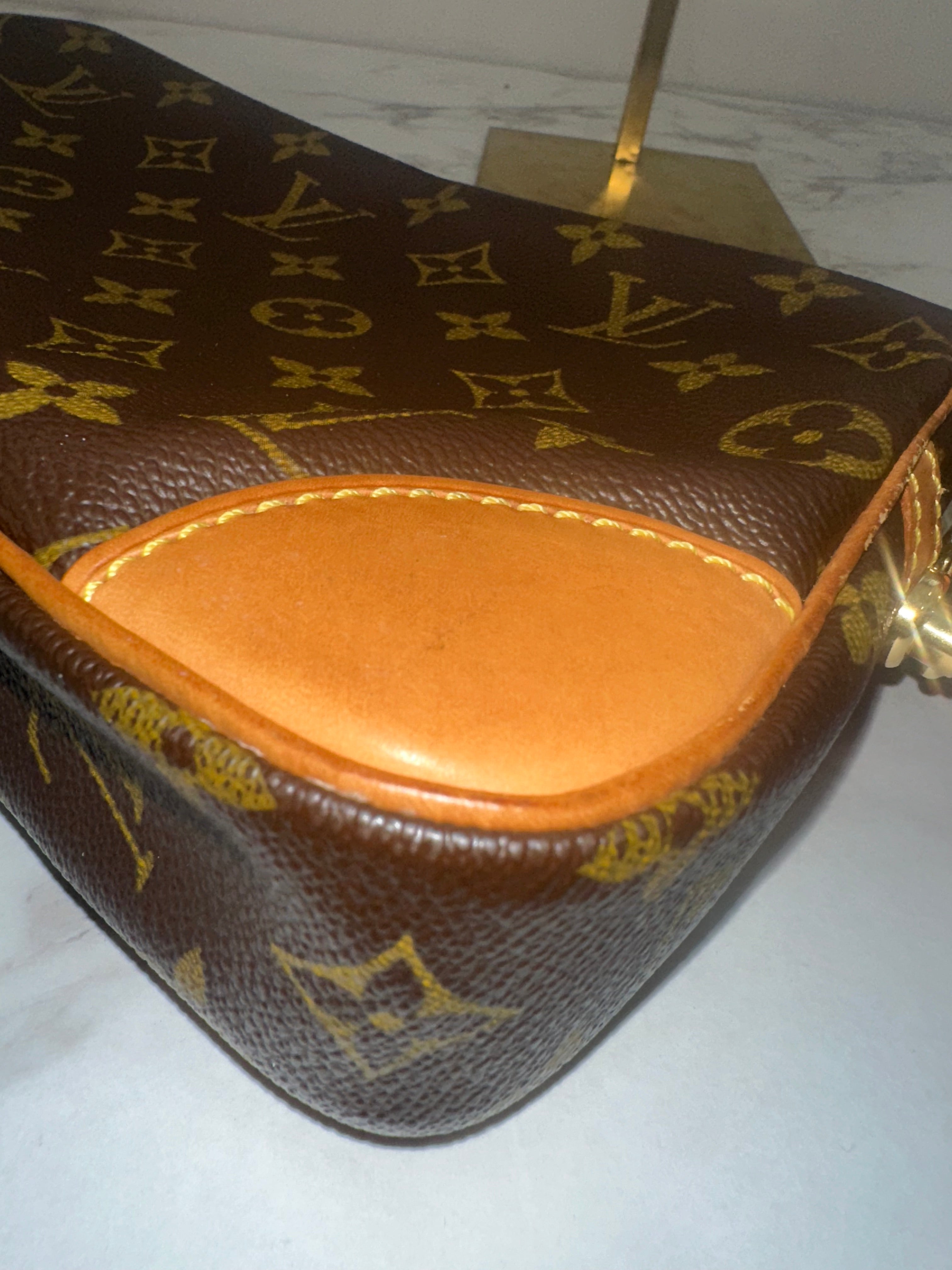 Louis Vuitton Dragonne GM