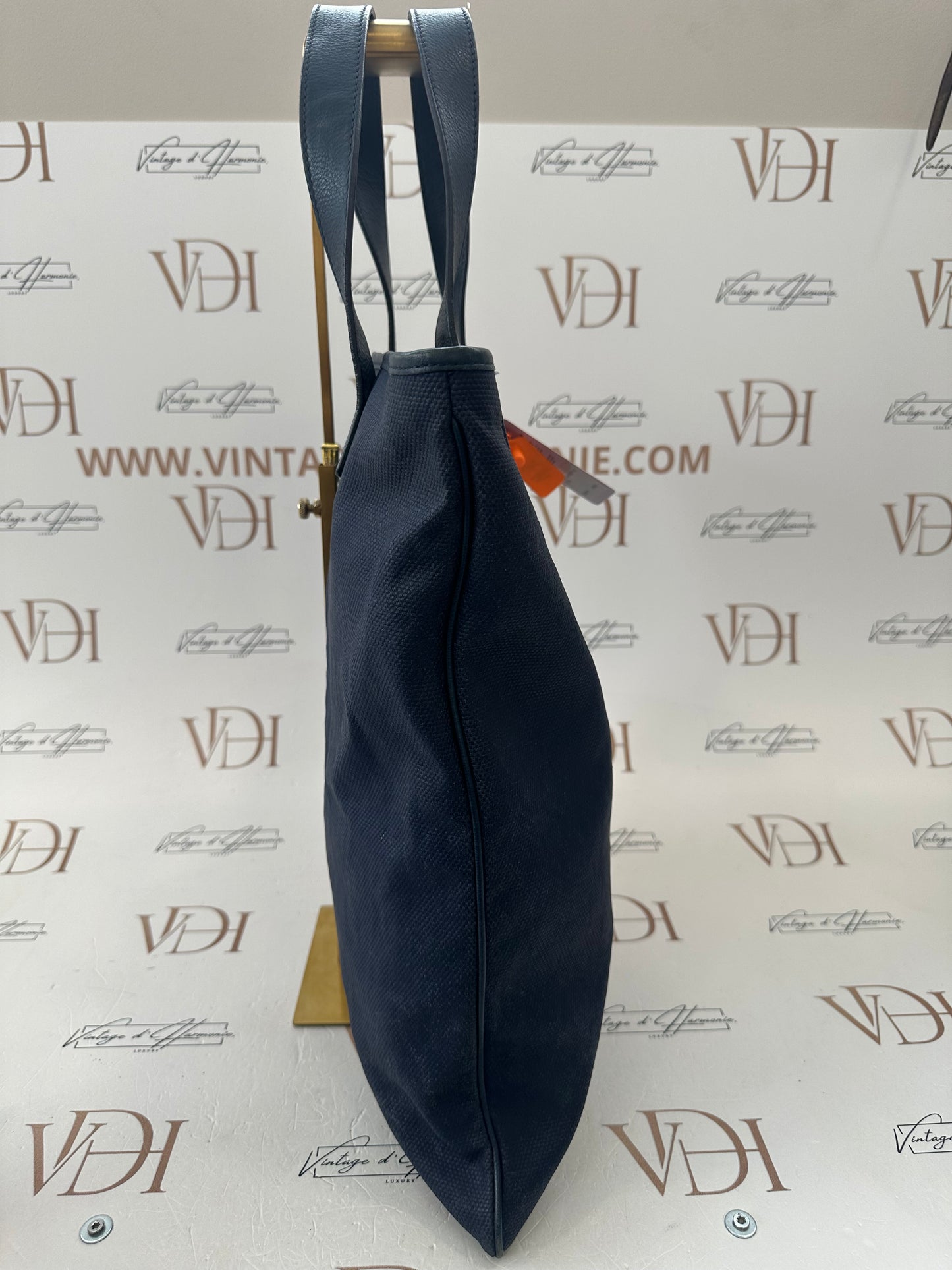 102619 - Saint Laurent Y-Stitch