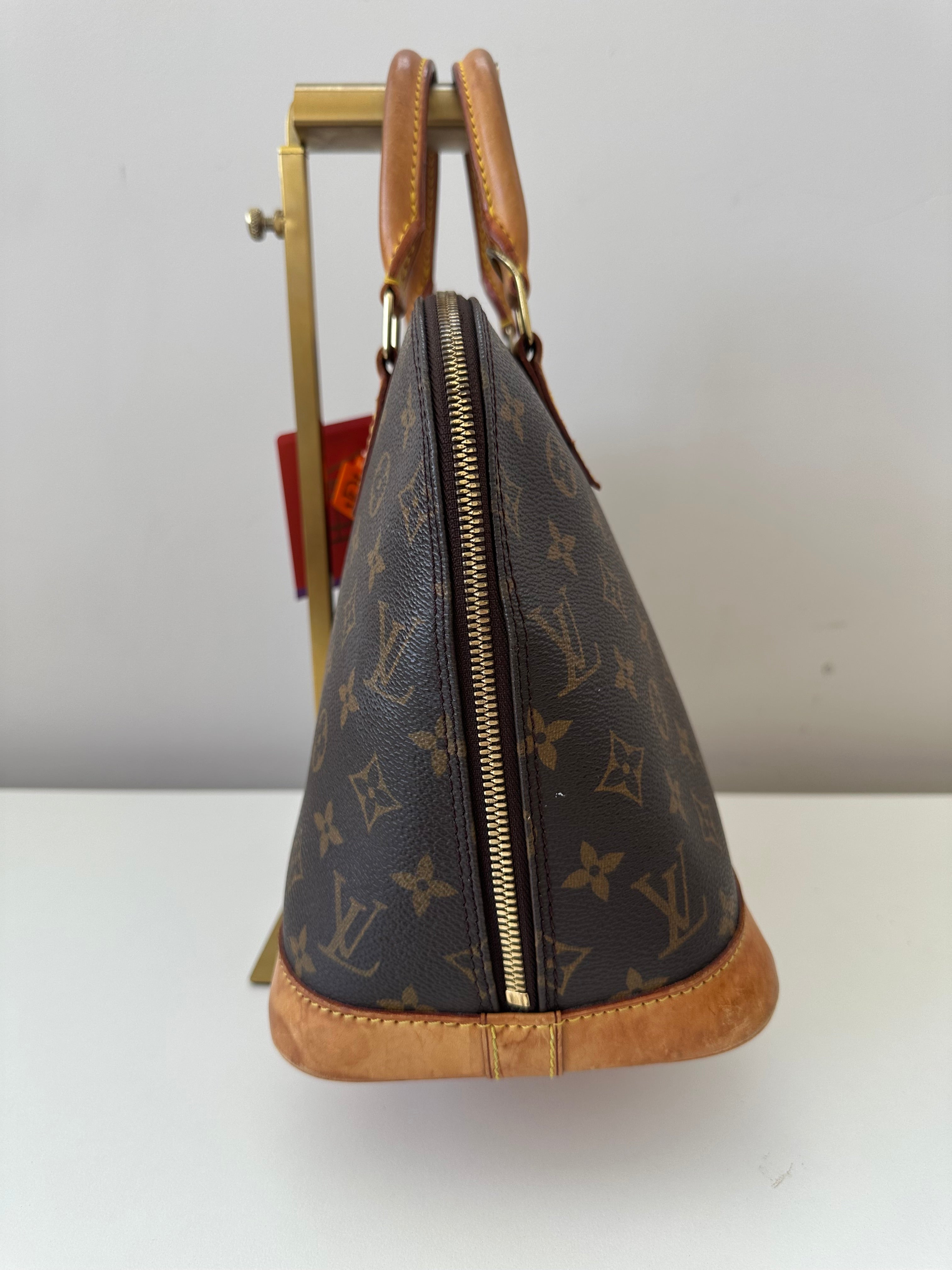 Louis Vuitton Alma