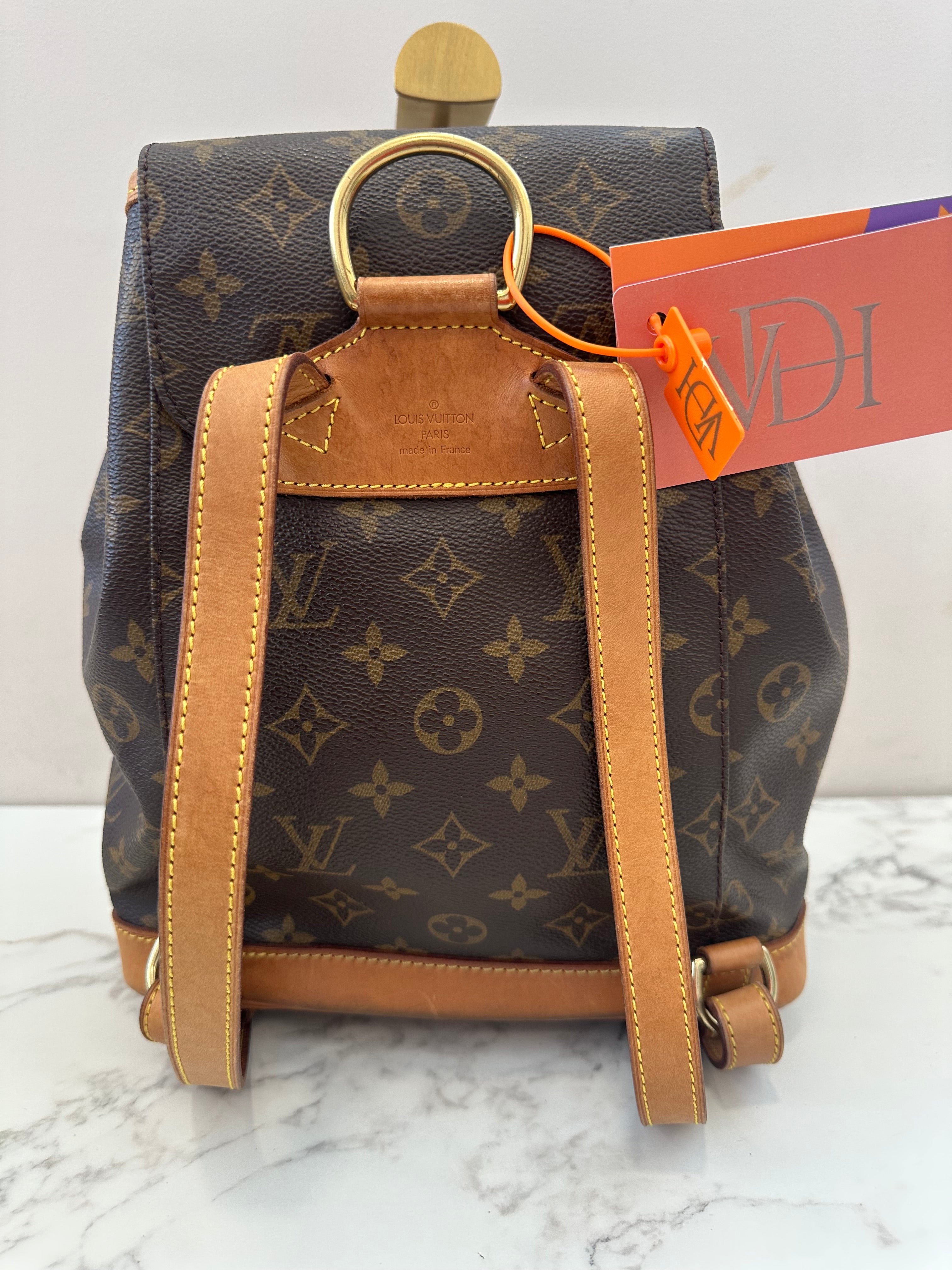Louis Vuitton Montsouris MM