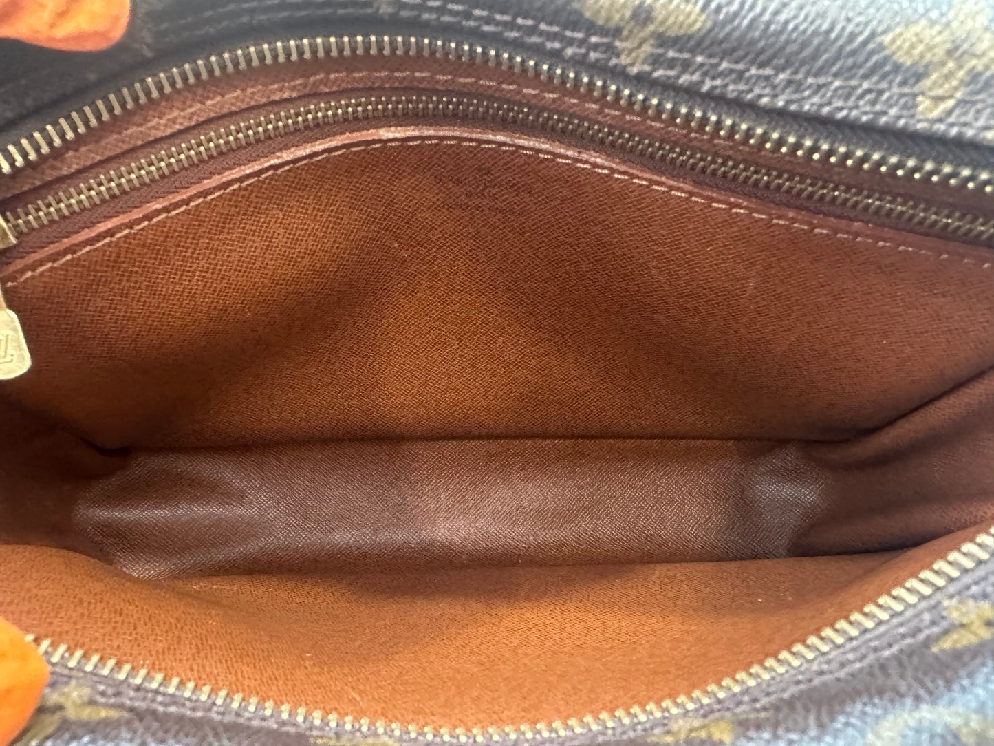 017786 - Louis Vuitton Trocadero 27