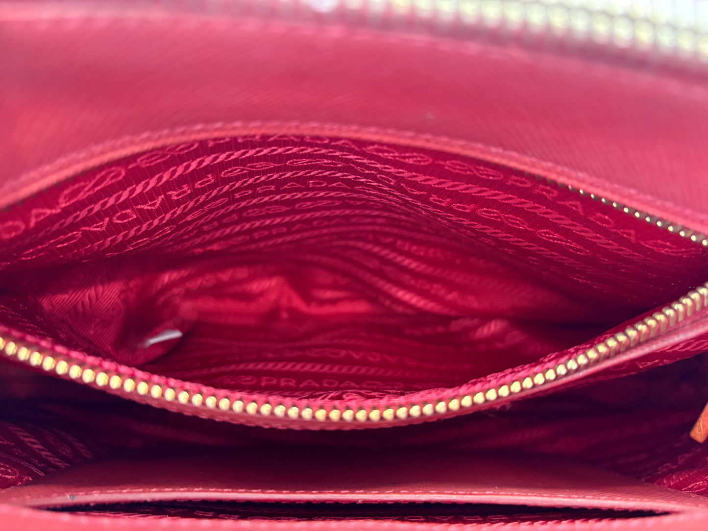 201005 - Prada Galleria Red