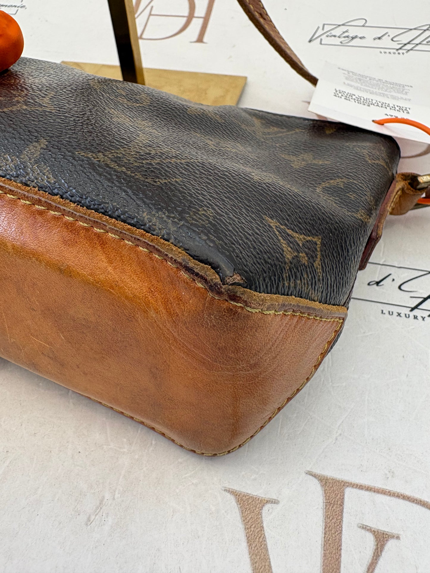 017707 - Louis Vuitton Troteur