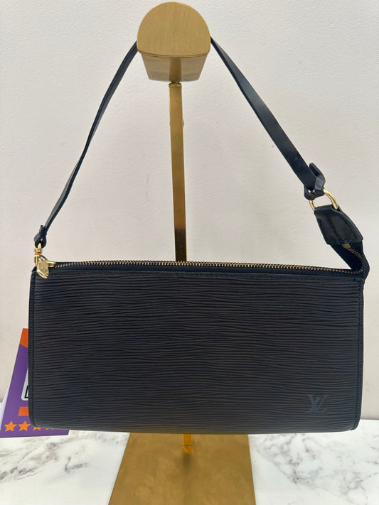 Louis Vuitton Pochette Epi Black