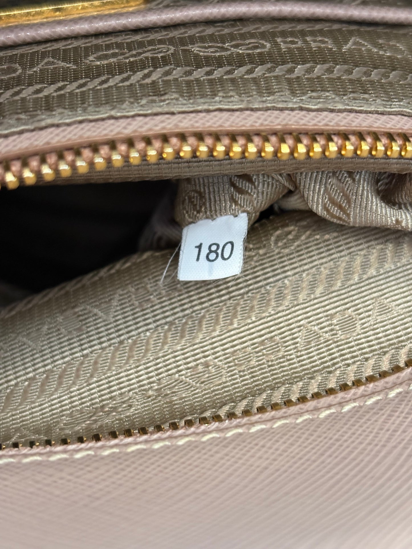 384298 - Prada Bag