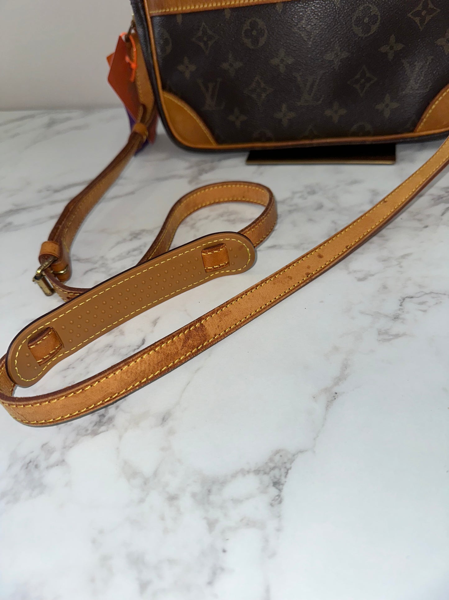 Louis Vuitton Trocadero 27