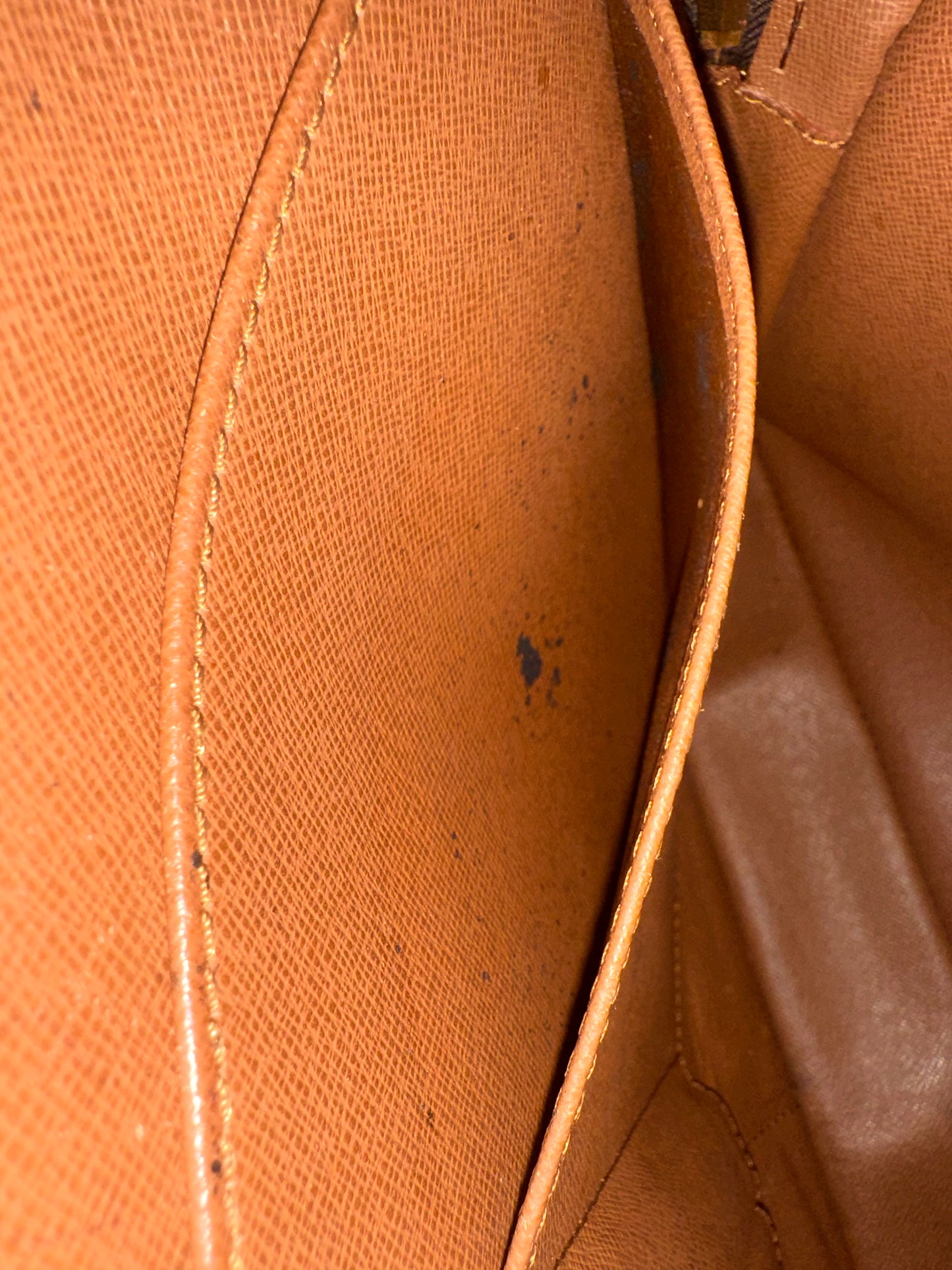 Louis Vuitton Porte Documents Voyage
