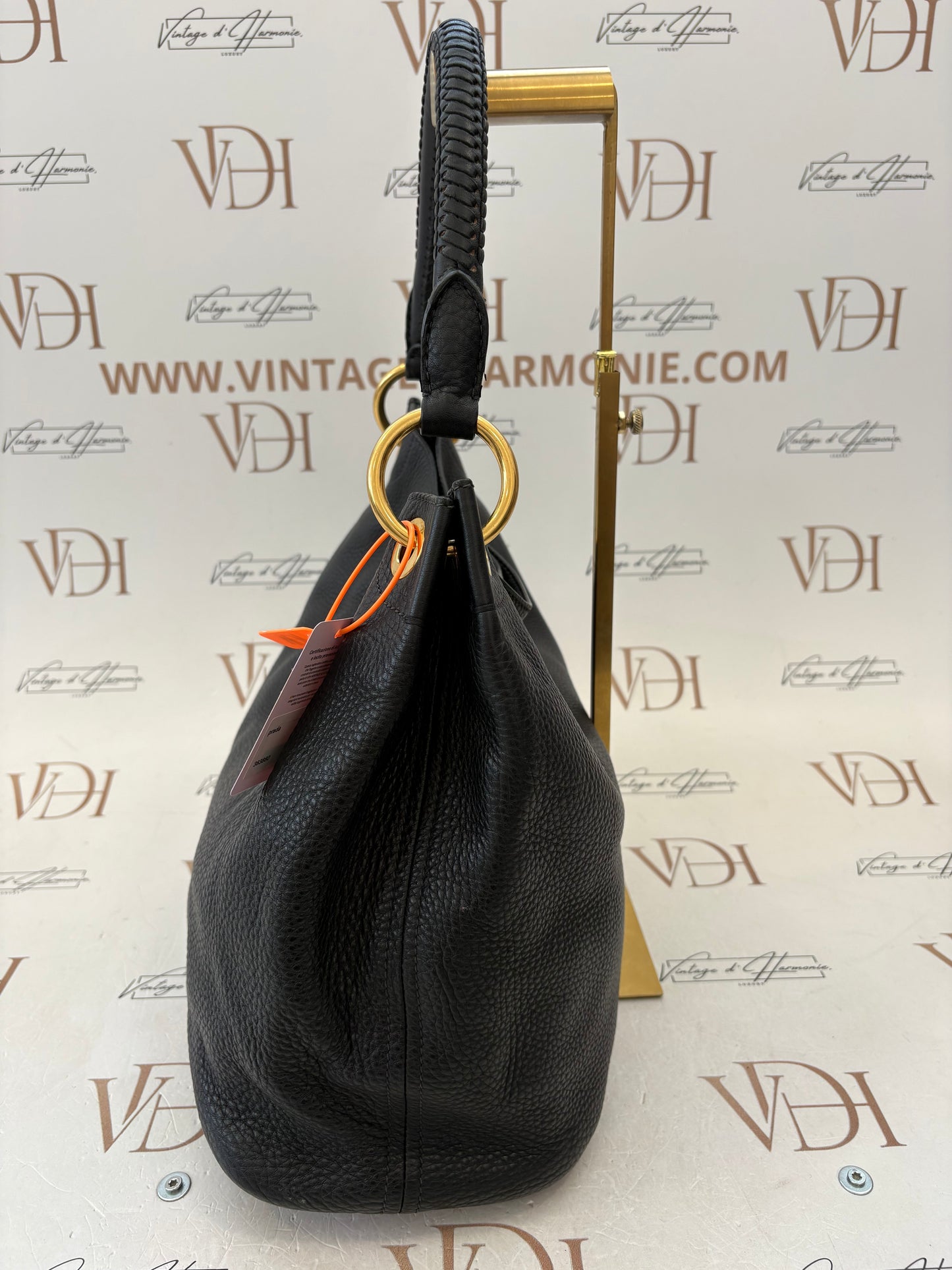 383880 - Prada Black