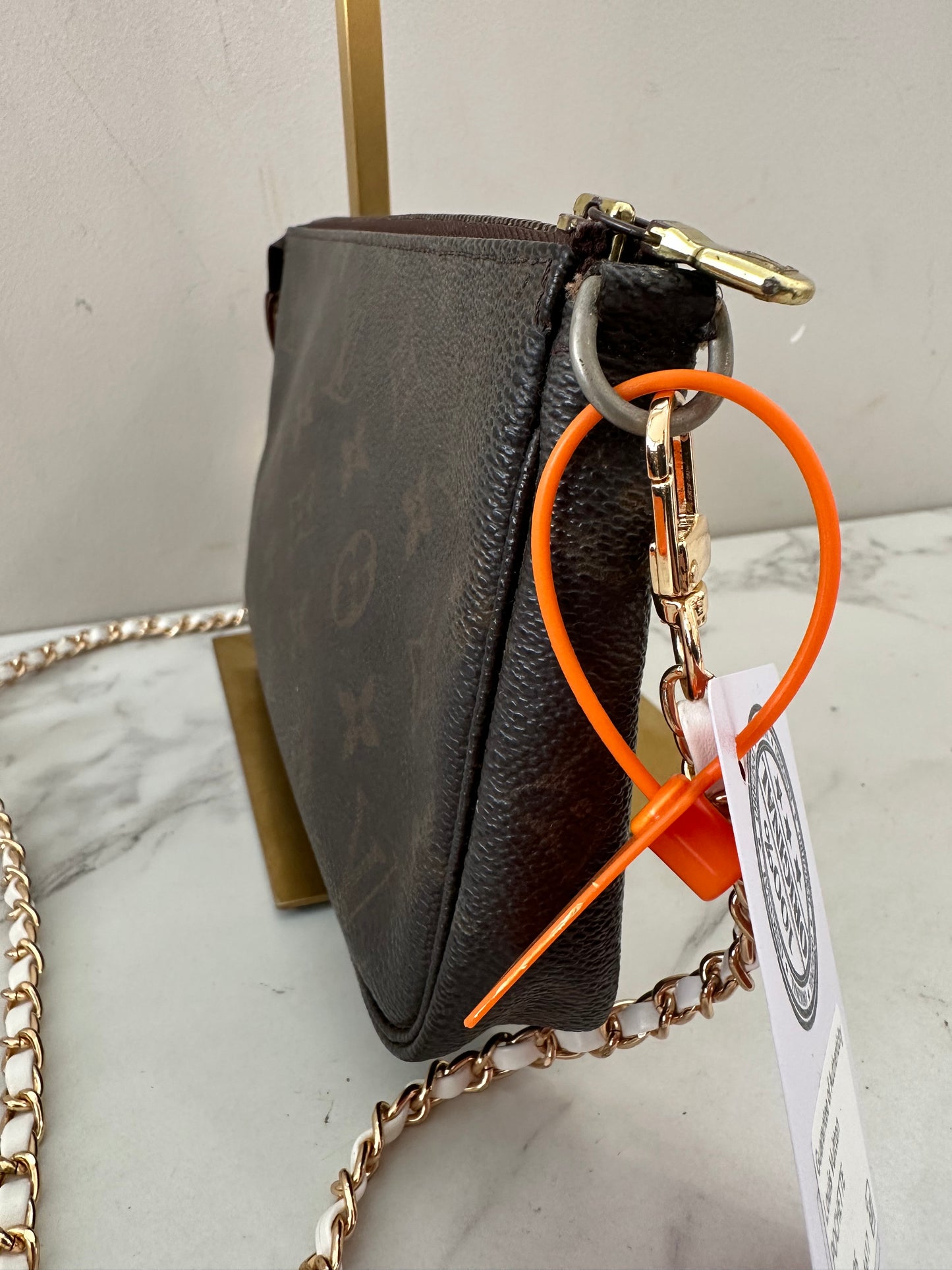 Louis Vuitton Pochette