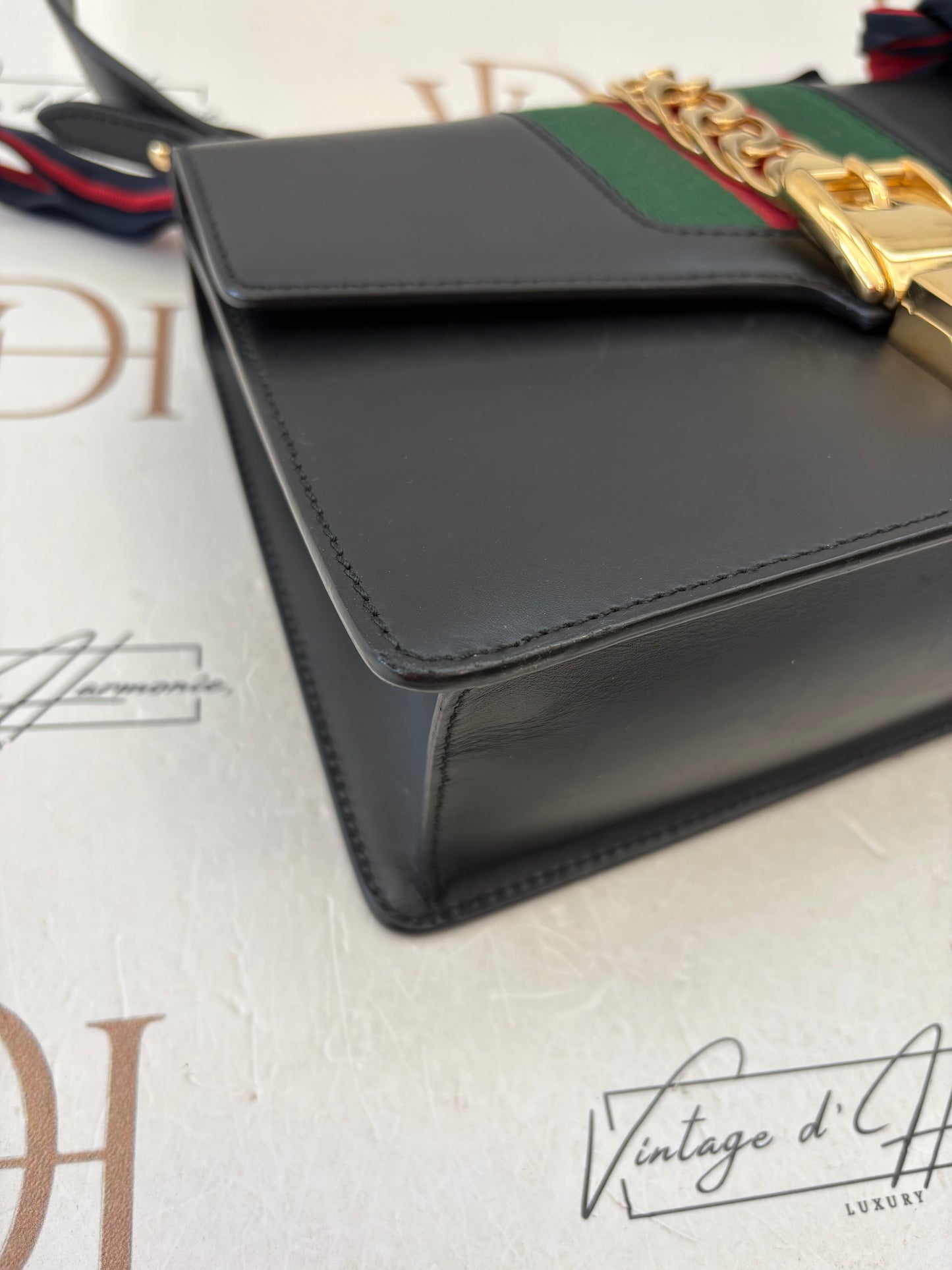 383199 - Gucci Sylvie