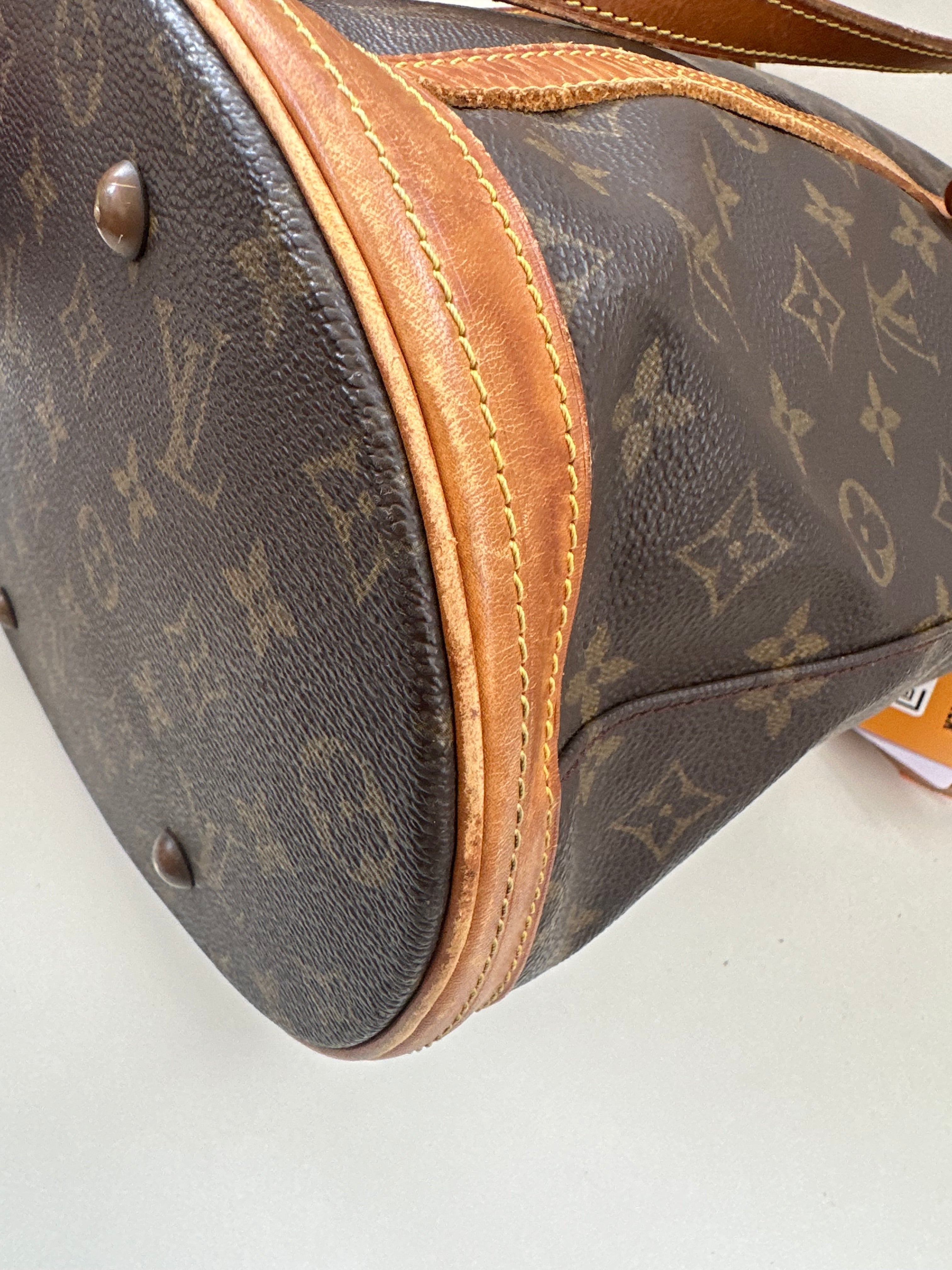 Louis Vuitton Bucket GM