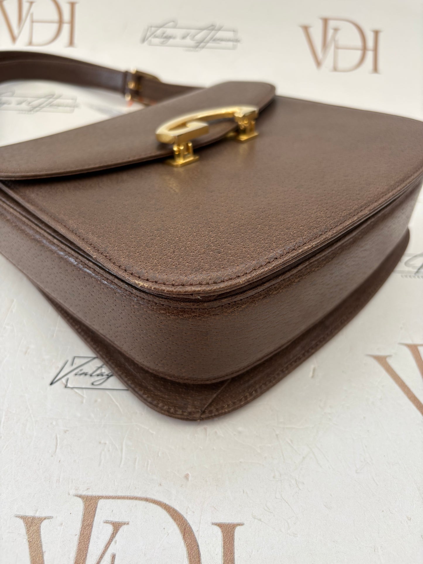 018981 - Gucci Brown Shoulder Bag