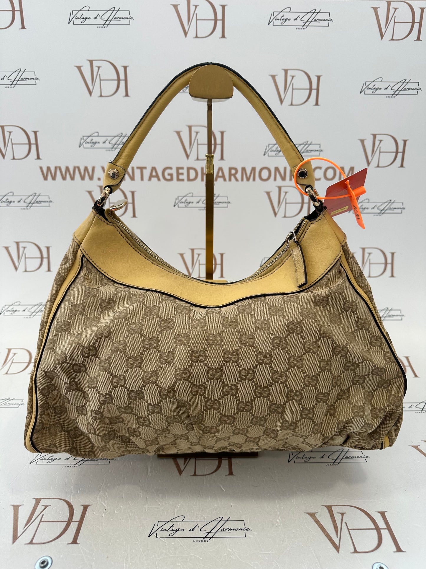 382768 - Gucci D-Ring
