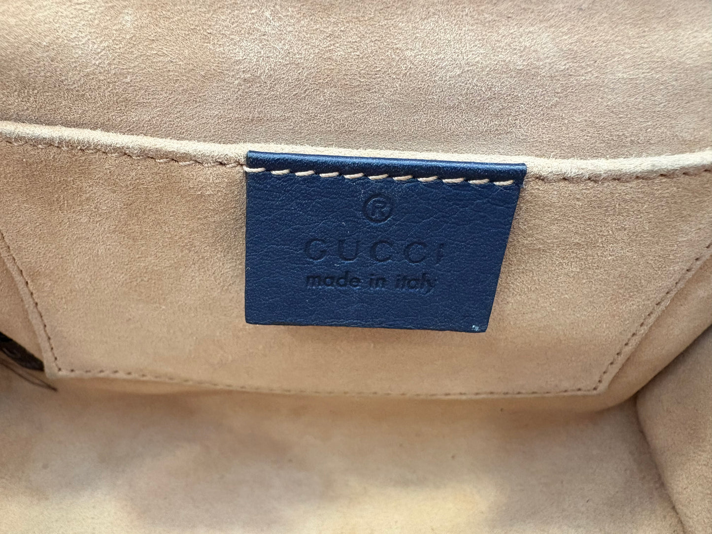383281 - Gucci Padlock