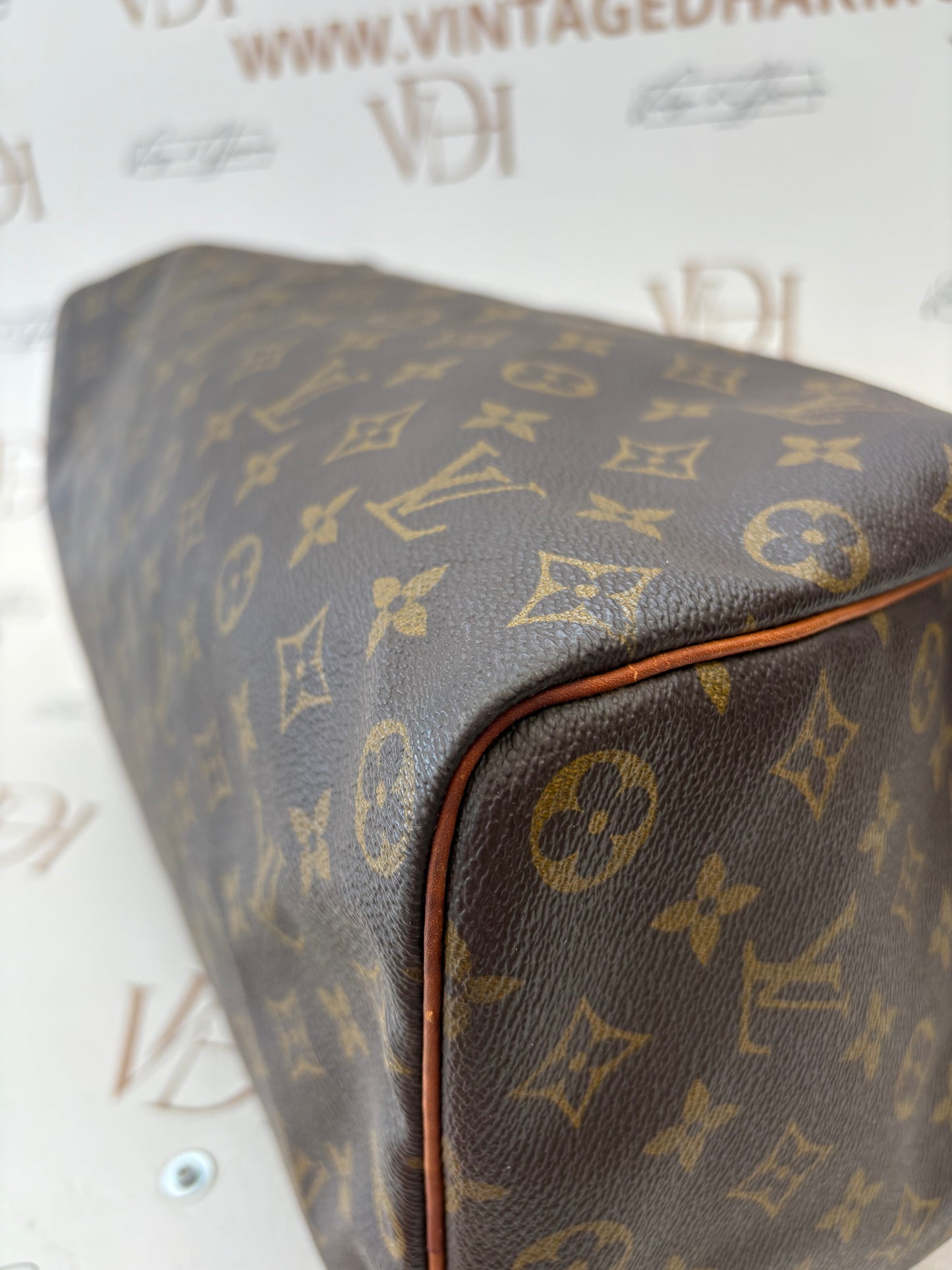 018112 - Louis Vuitton Speedy 40