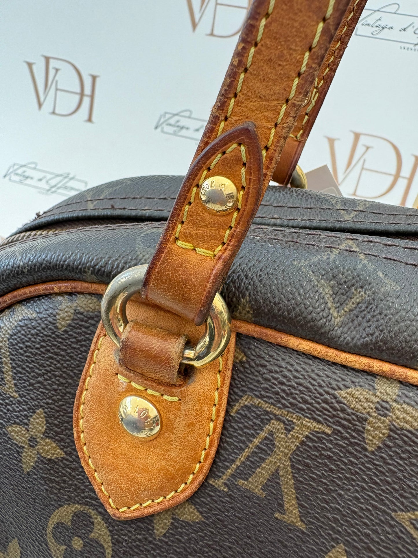 016901 - Louis Vuitton Montorgueil PM
