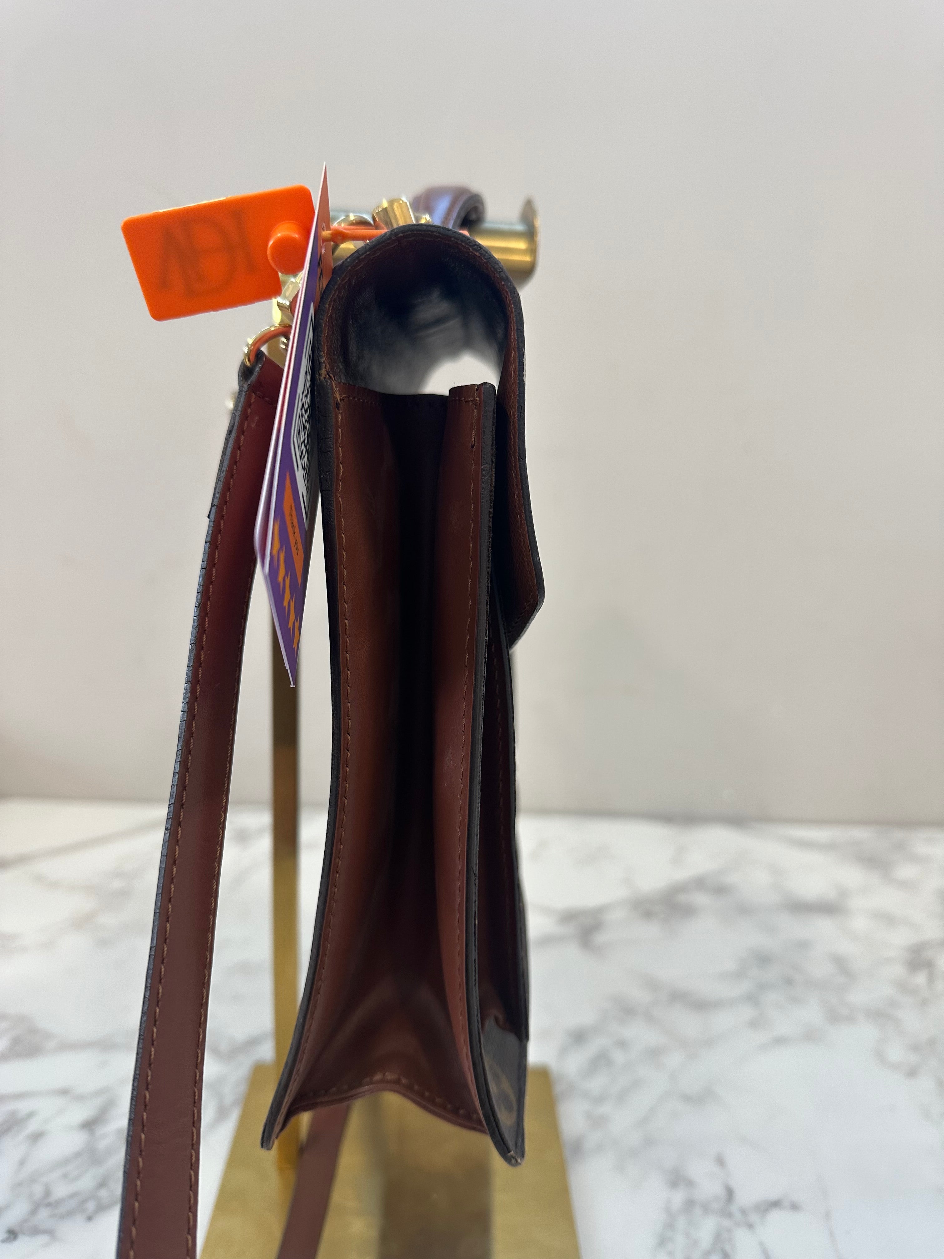 Louis Vuitton Monceau 28