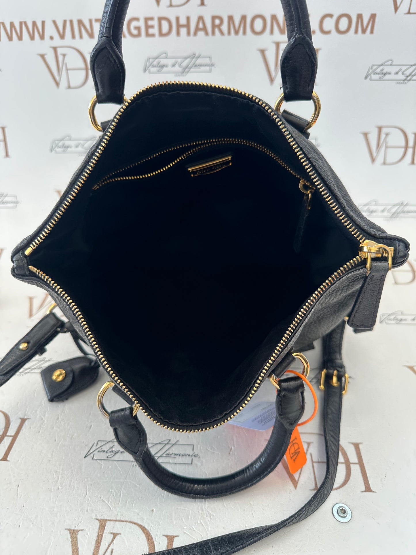 384322 - Miu Miu Black
