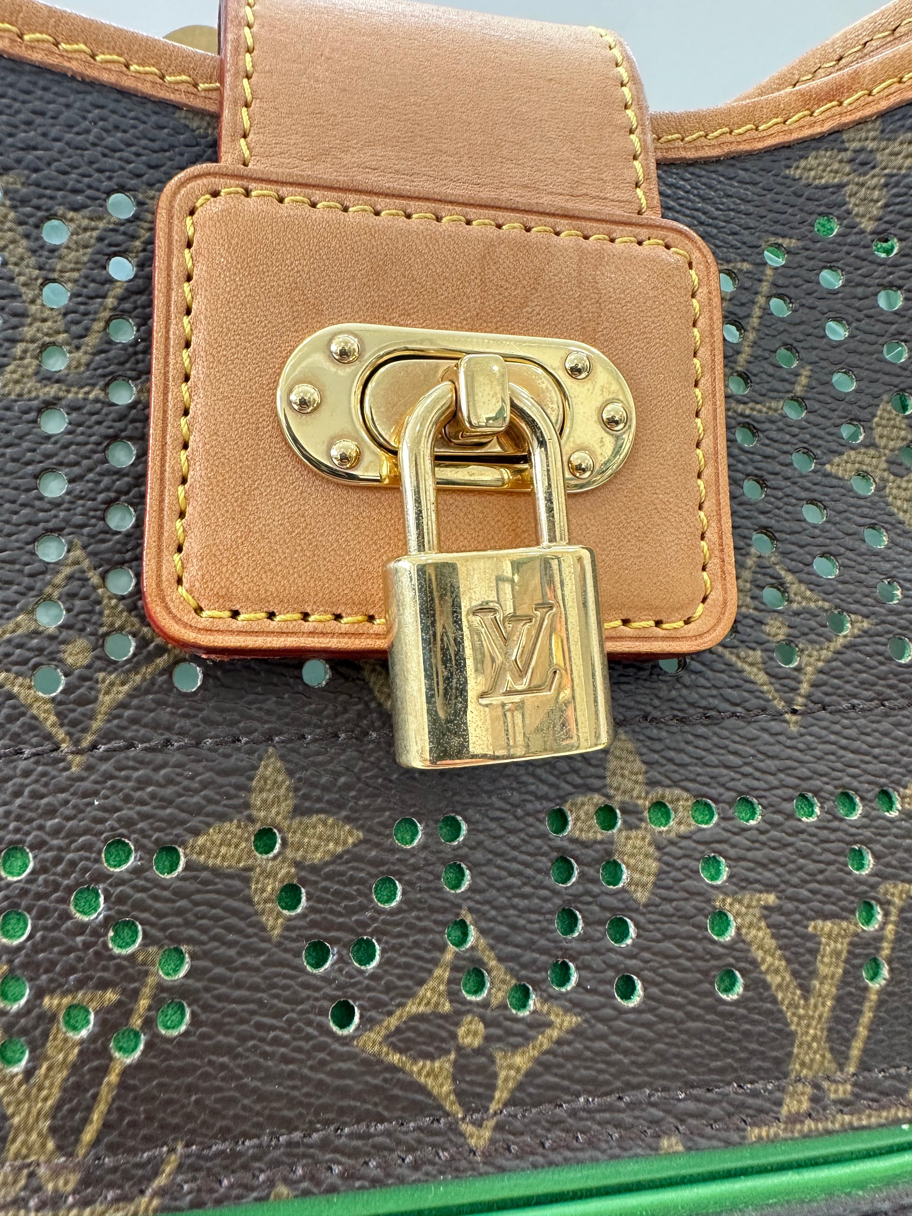 Louis Vuitton Musette Perfo