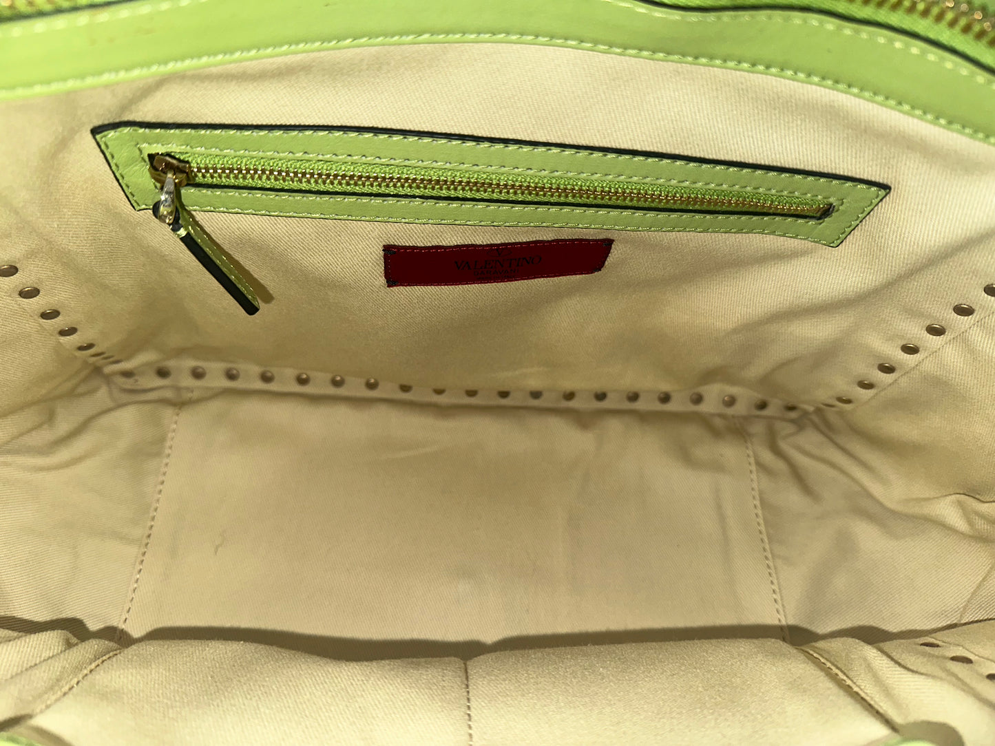 Valentino Light Green