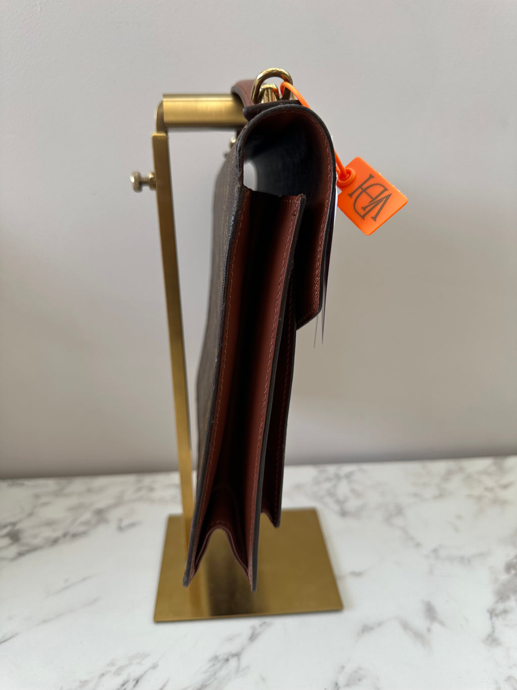 Louis Vuitton Monceau 28