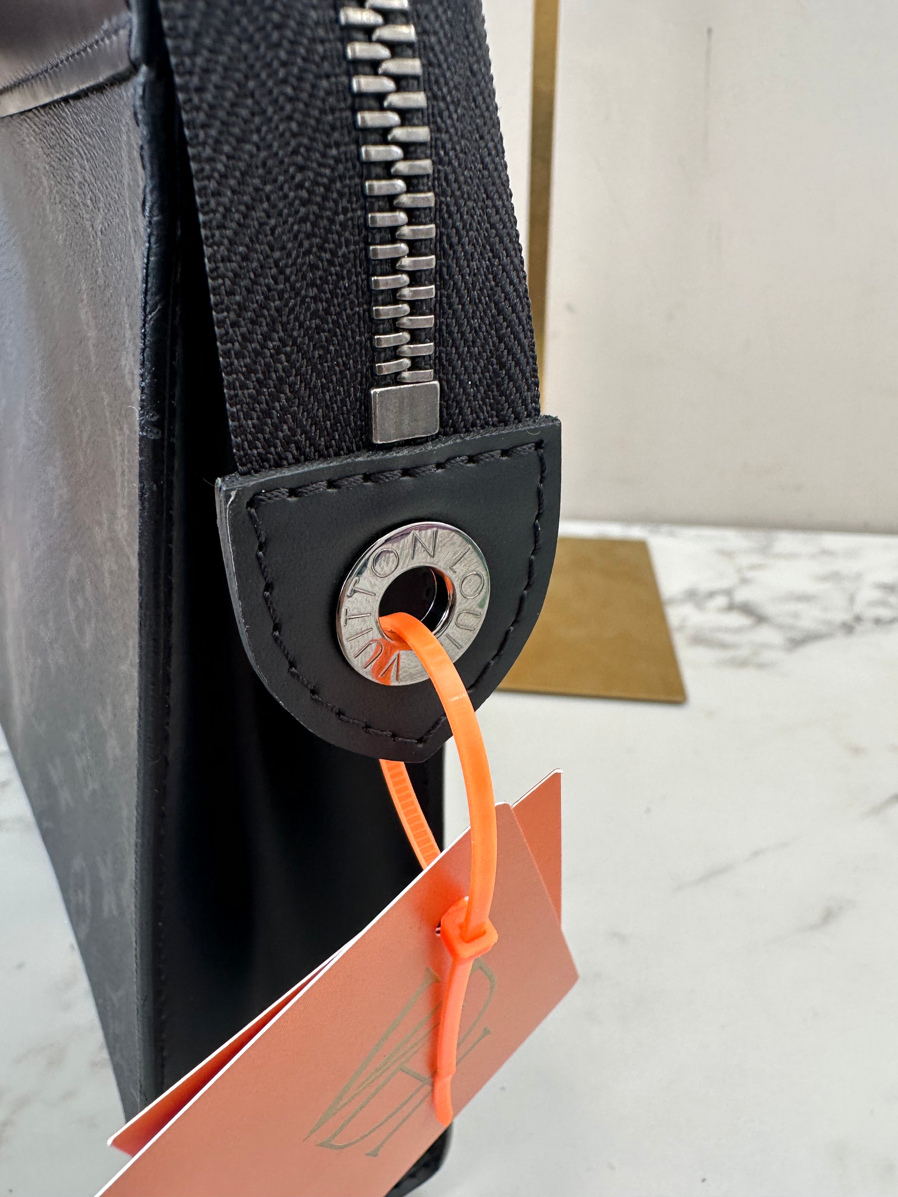 Louis Vuitton Eclipse MM