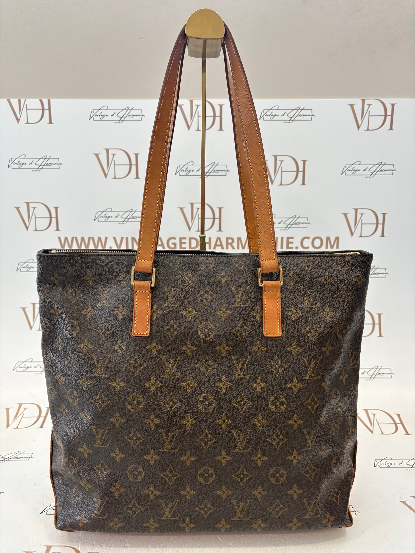 018837 - Louis Vuitton Cabas Mezzo